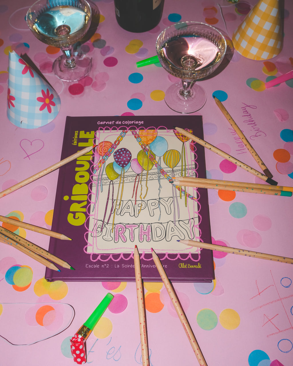 Escale n°2 + Boîte de Crayons de Couleur